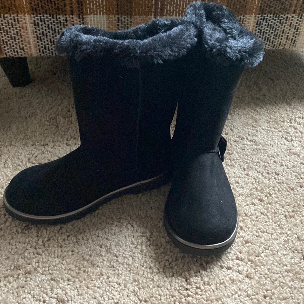 Black suede boots size 13